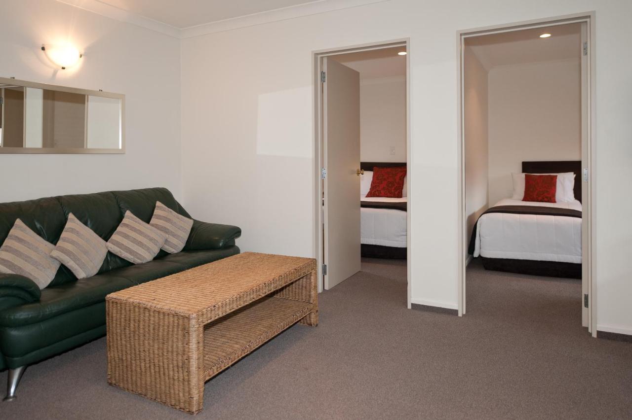 Colombo In The City Christchurch Exterior photo A typical two bedroom apartment